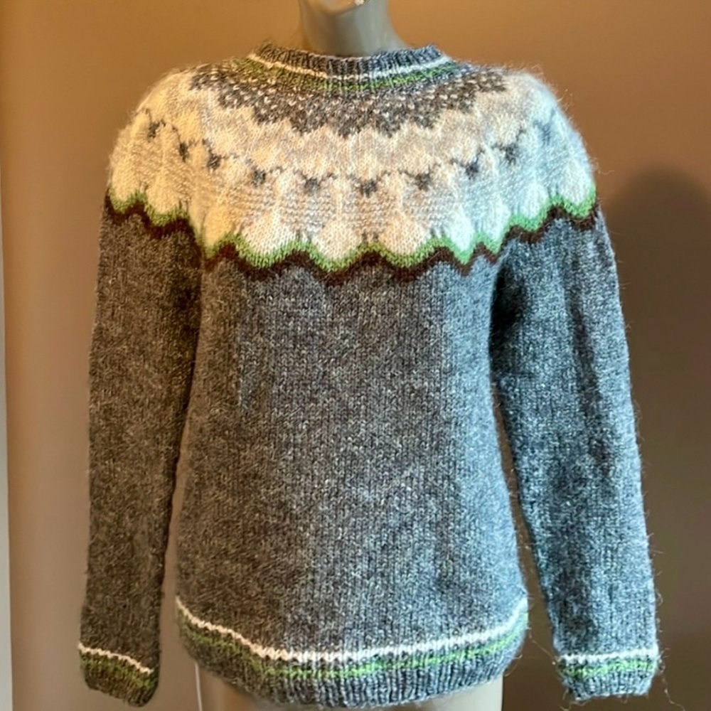 Vintage hand knit fair isle wool sweater with rams sheep Gray and green